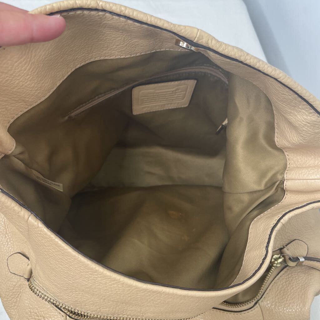 Coach Purses Medium Shoulder Bag Beige