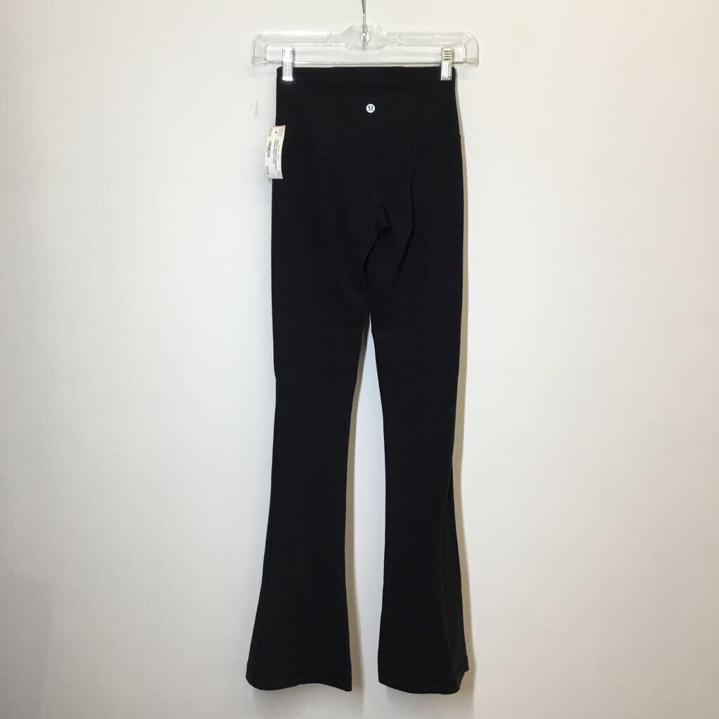 Lululemon Athletic Bottoms 2 (XS) Black