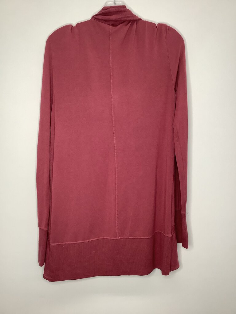 Athleta Athletic Tops M Berry