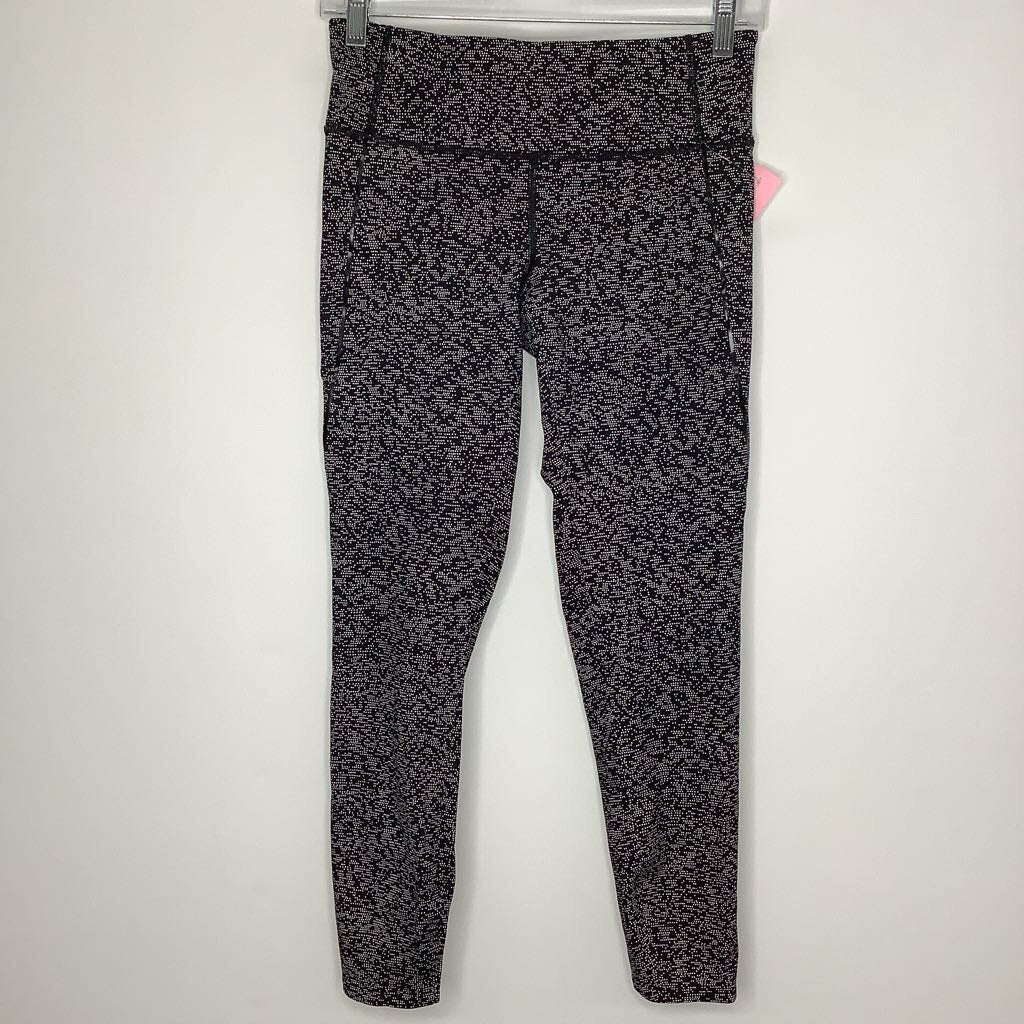 Lululemon Athletic Bottoms S/6 B/W