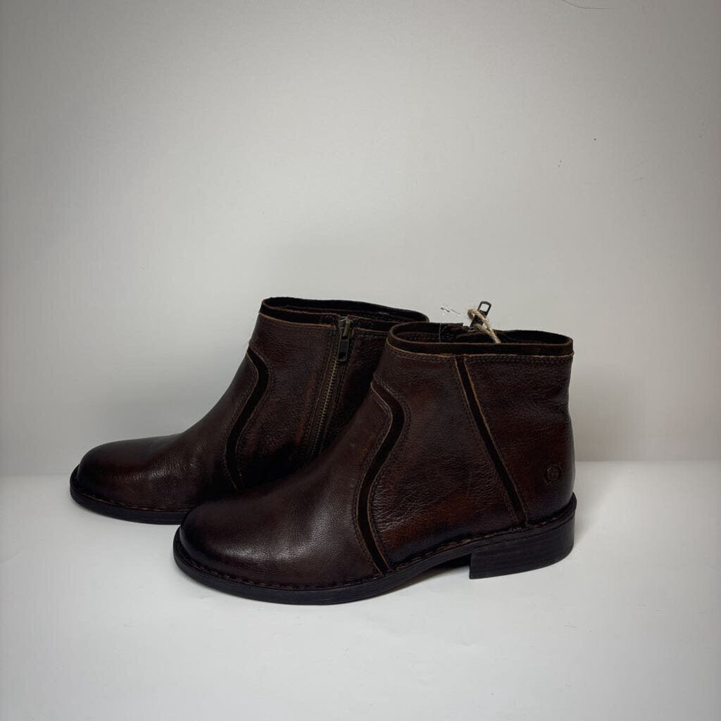 Born Boots 9.5 Brown
