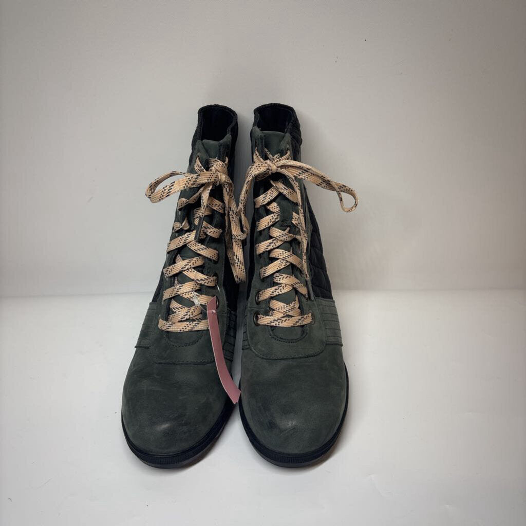 Sorel Boots 9 Gray/Black/Blush