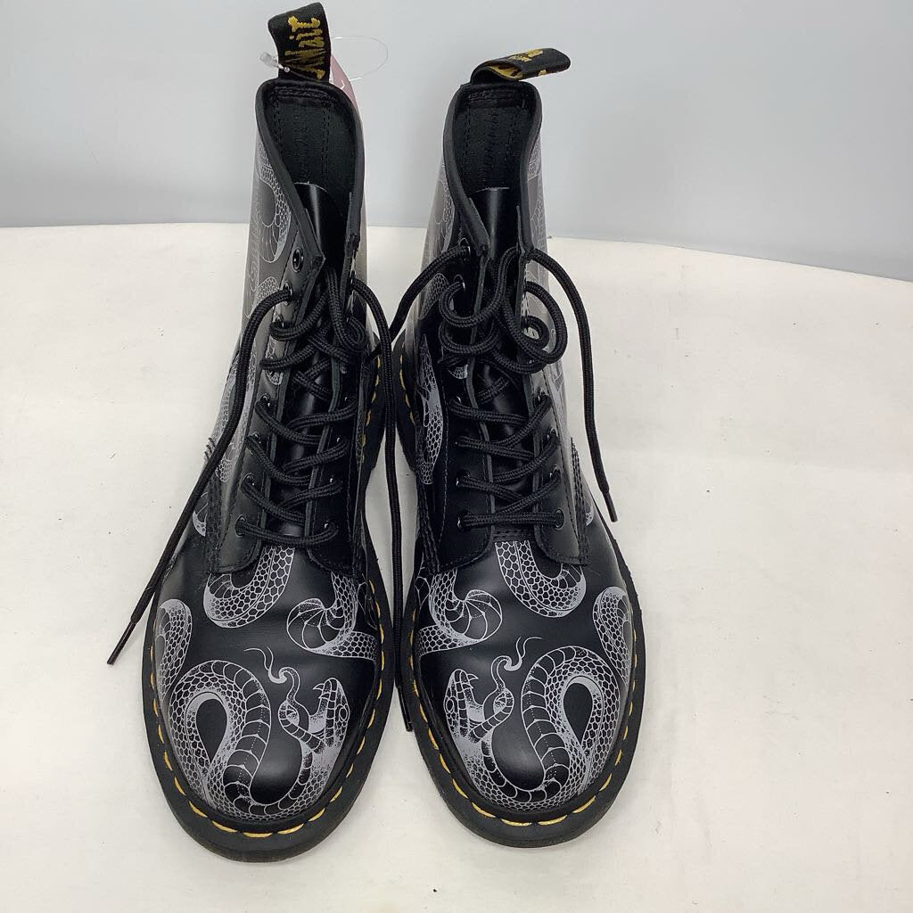 Dr. Martens Boots 8 Black/Snake
