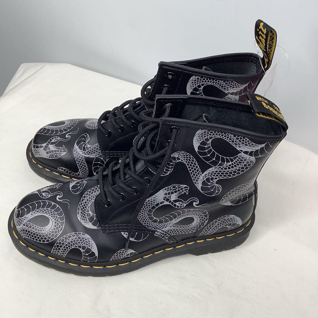 Dr. Martens Boots 8 Black/Snake
