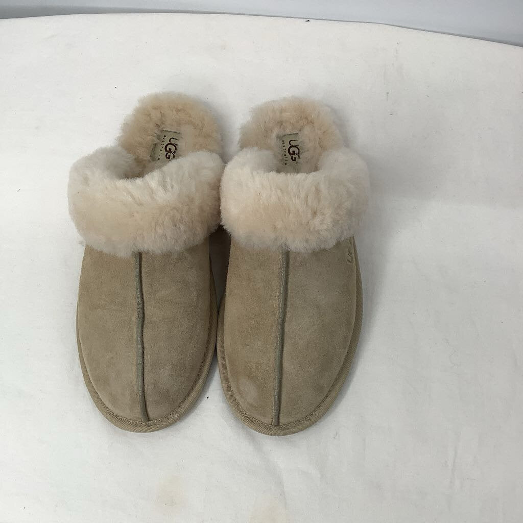 Ugg Shoes 9 Beige