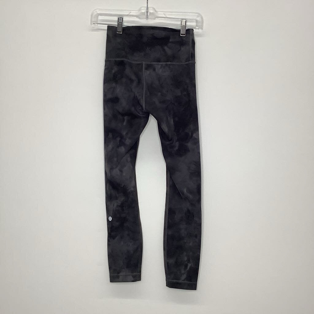 Lululemon Athletic Bottoms 4/S Gray Camo