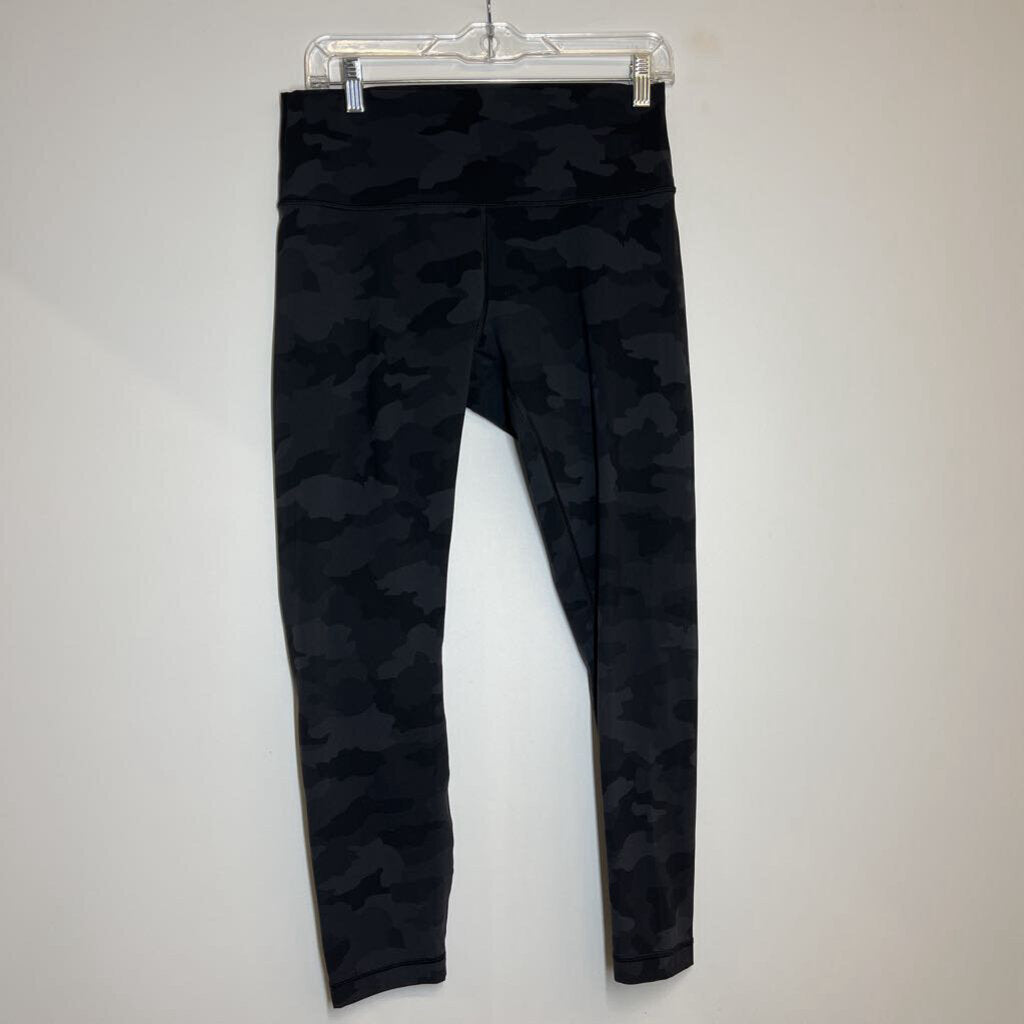Lululemon Athletic Bottoms M/10 Black/Camo