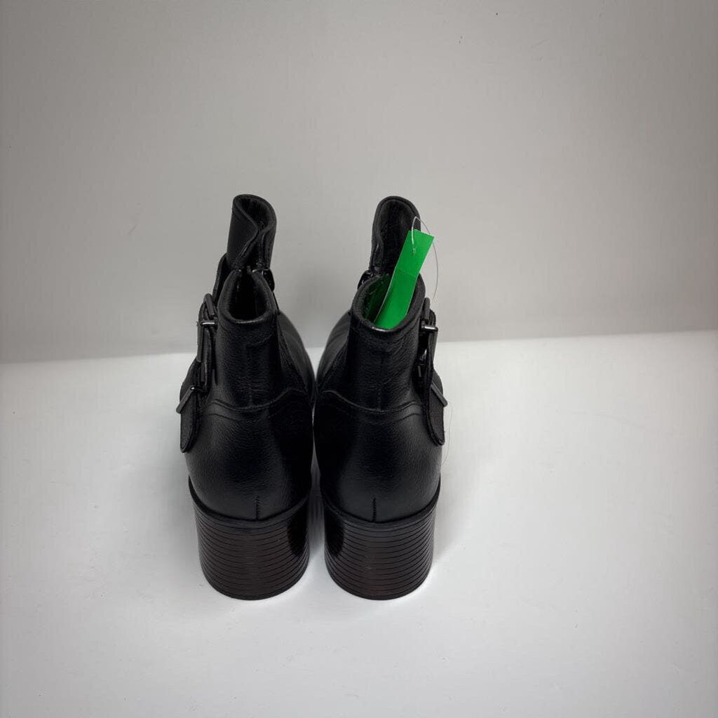 Clarks Boots 11 Black