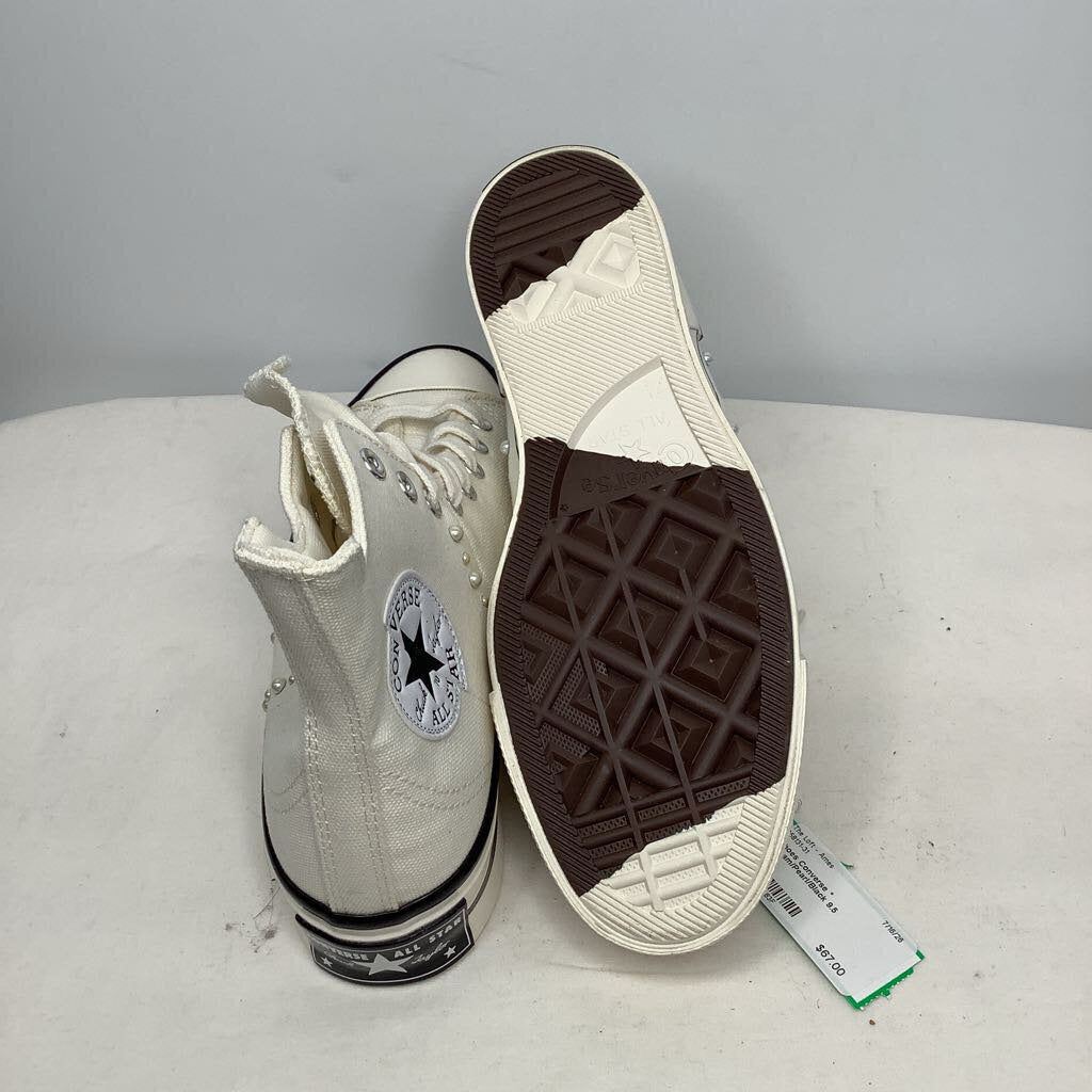 Converse Shoes 9.5 Cream/Pearl/Black