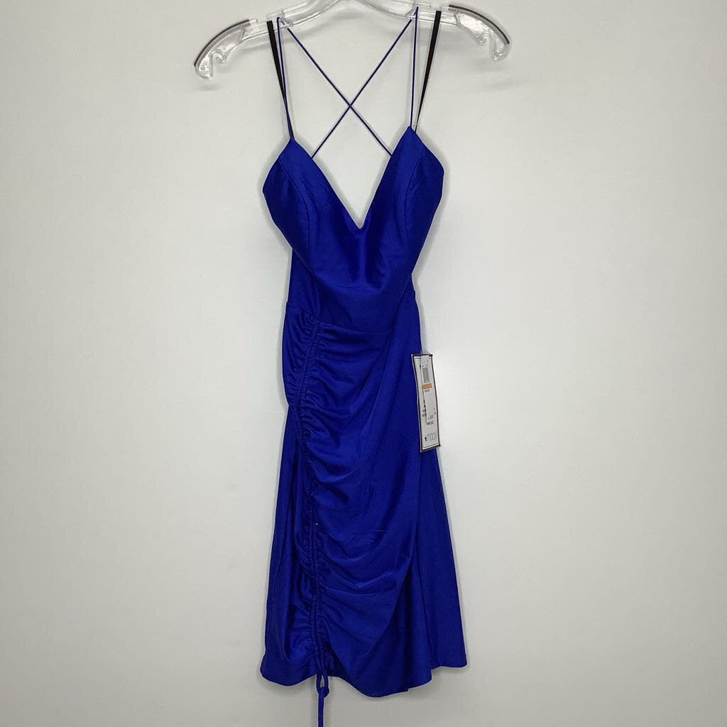B. Darlin Homecoming Dress S Blue