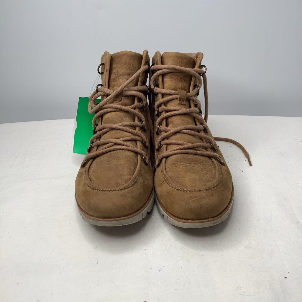 Sorel Boots 8.5 Camel