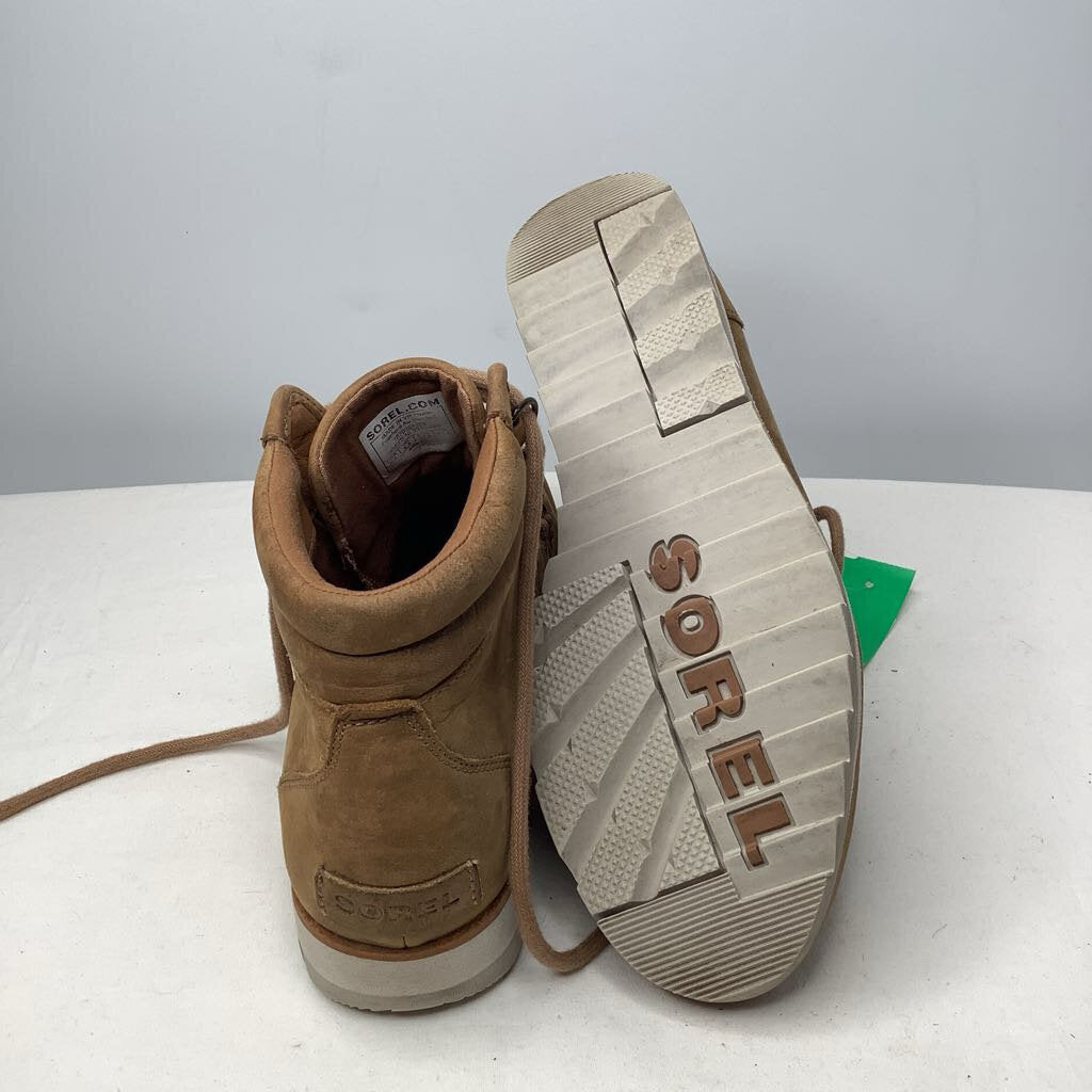 Sorel Boots 8.5 Camel