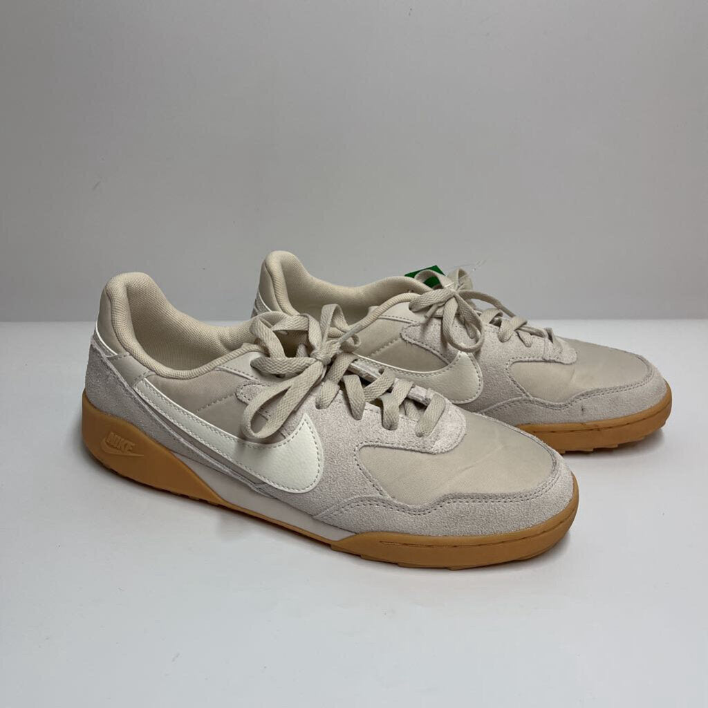 Nike Shoes 10 Tan/White