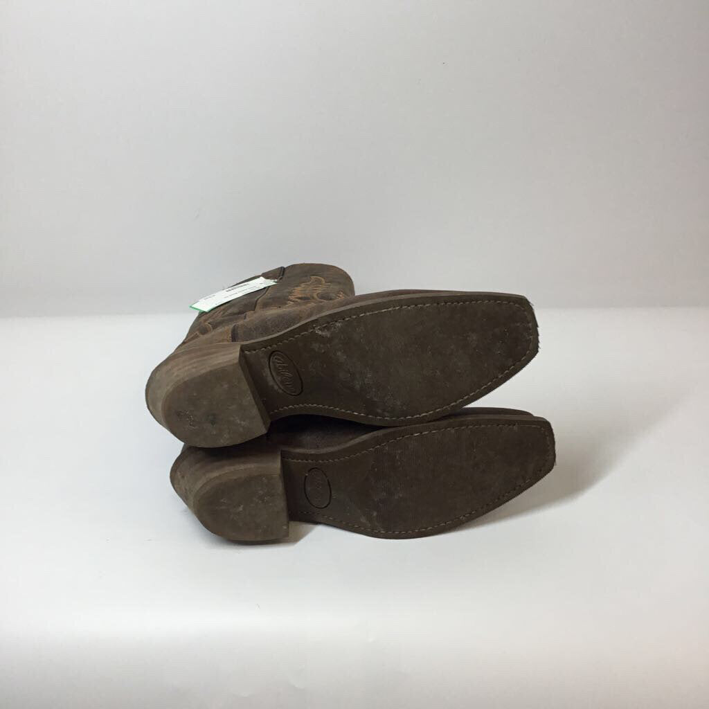 Boots 9.5 Brown