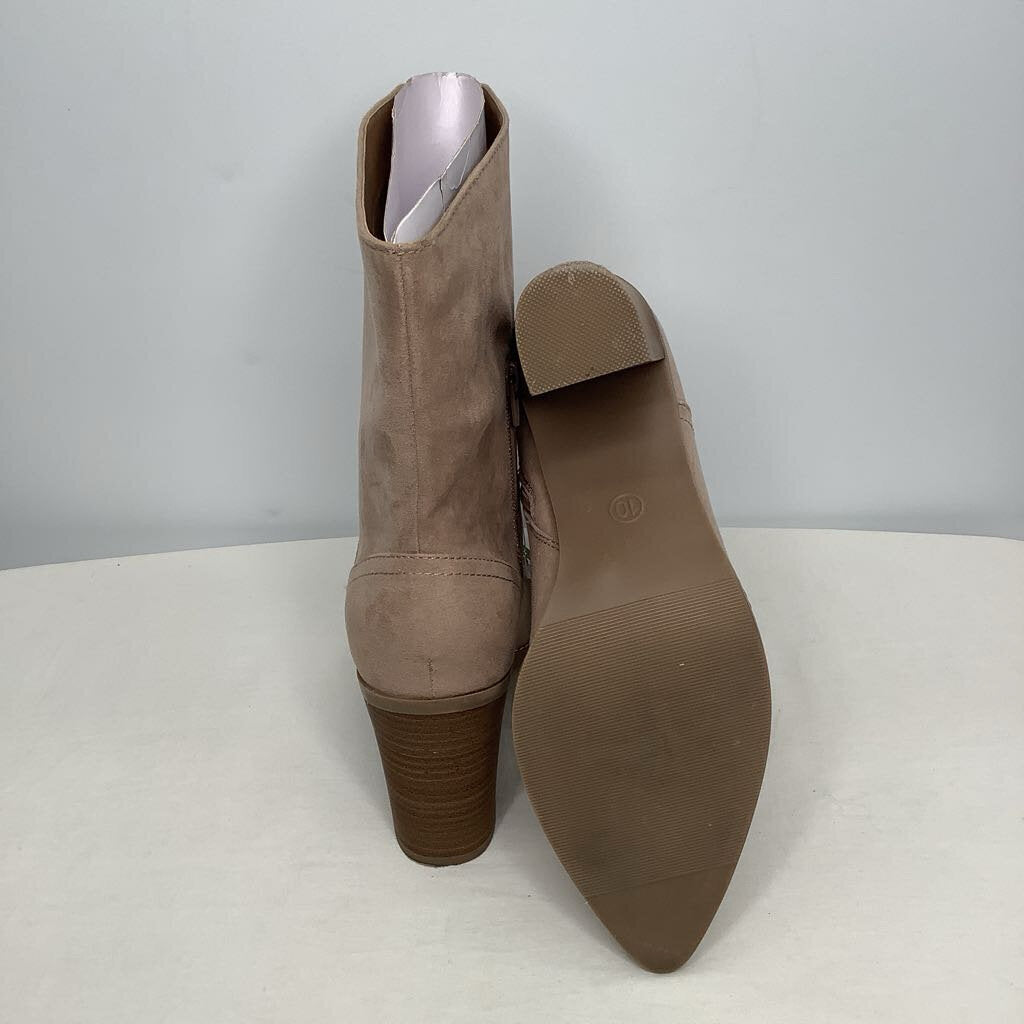 Banana Republic Boots 10 Camel Suede