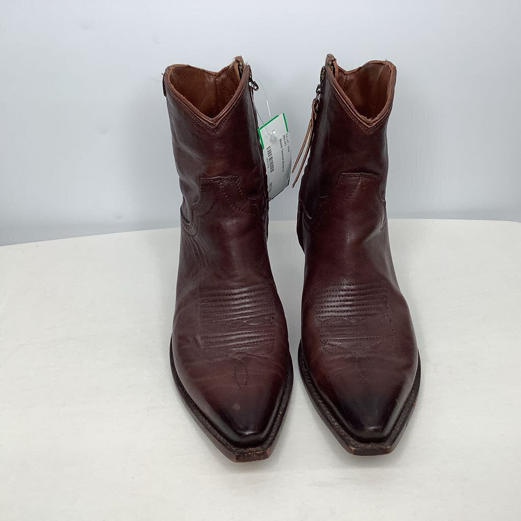 Boots 9 Brown