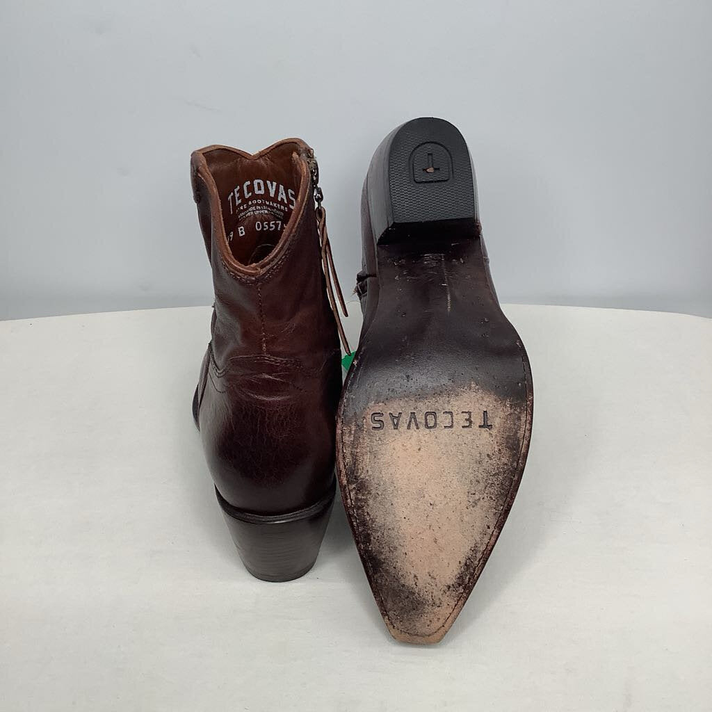 Boots 9 Brown