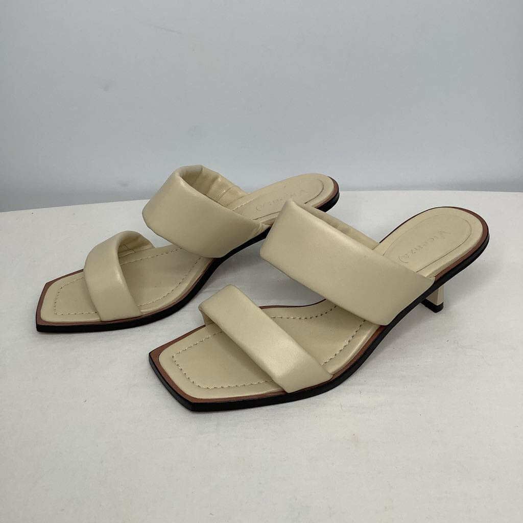 Shoes 8/9 Cream