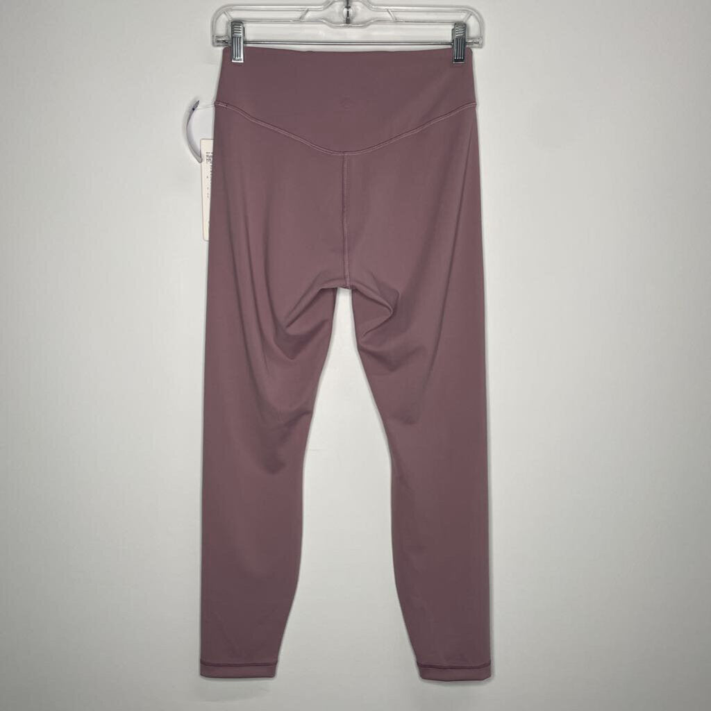 Lululemon Athletic Bottoms M/L Lilac