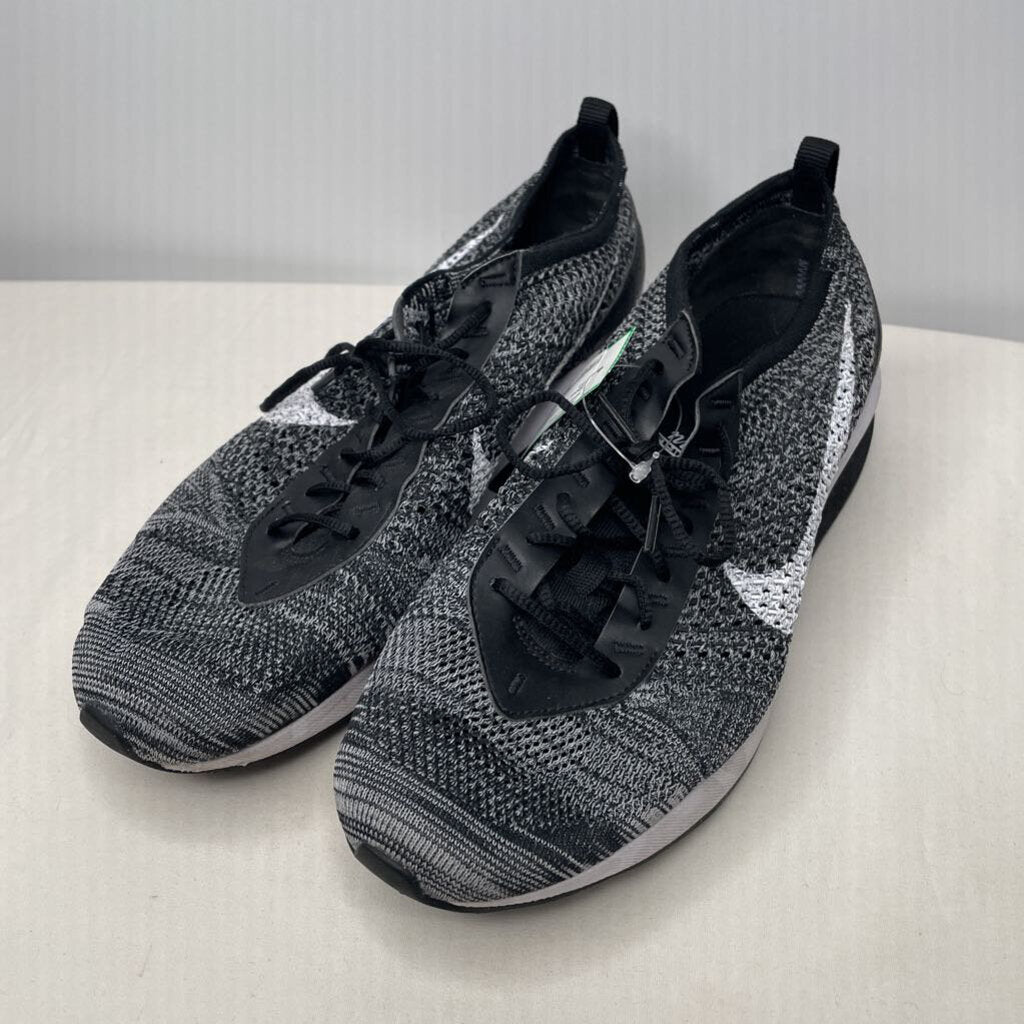 Nike Shoes Men's 10.5 Gray/White