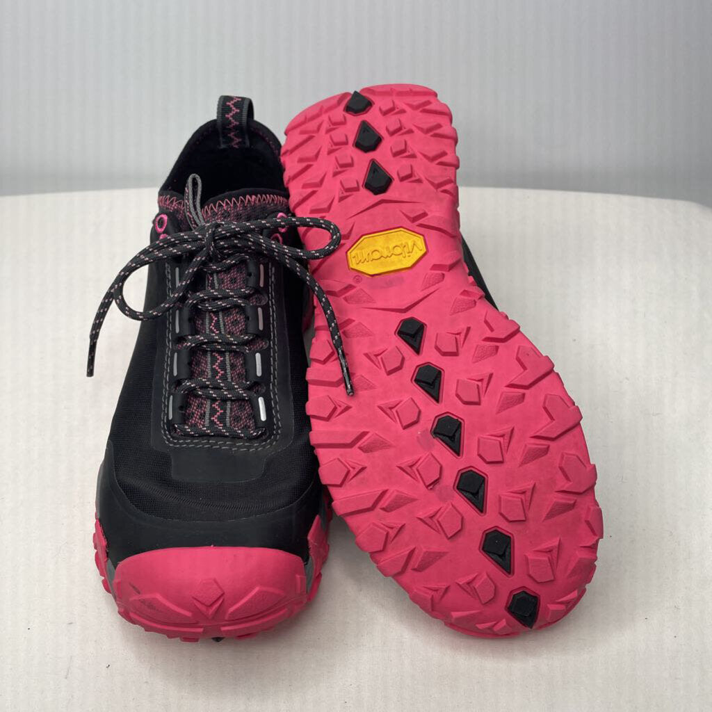 Eddie Bauer Shoes 8 Black/Pink