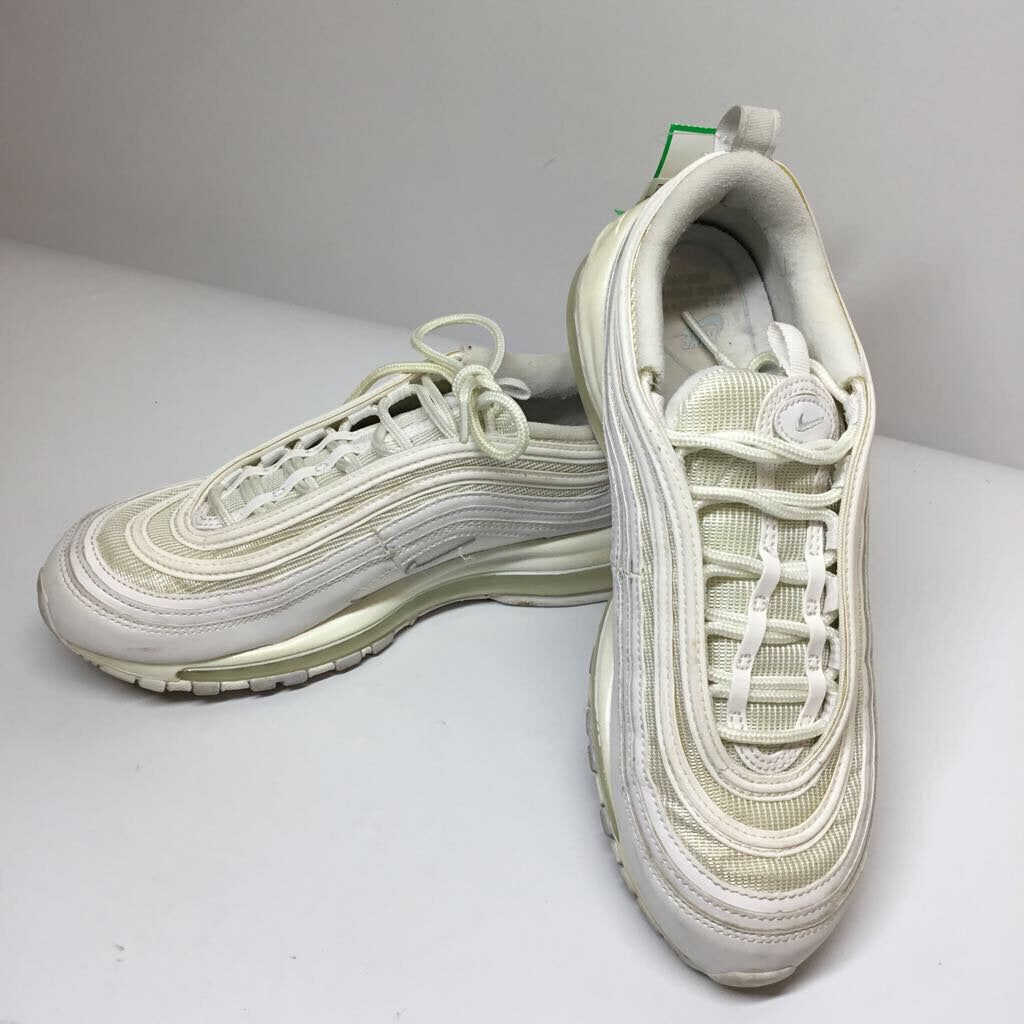 Nike Shoes 9 White
