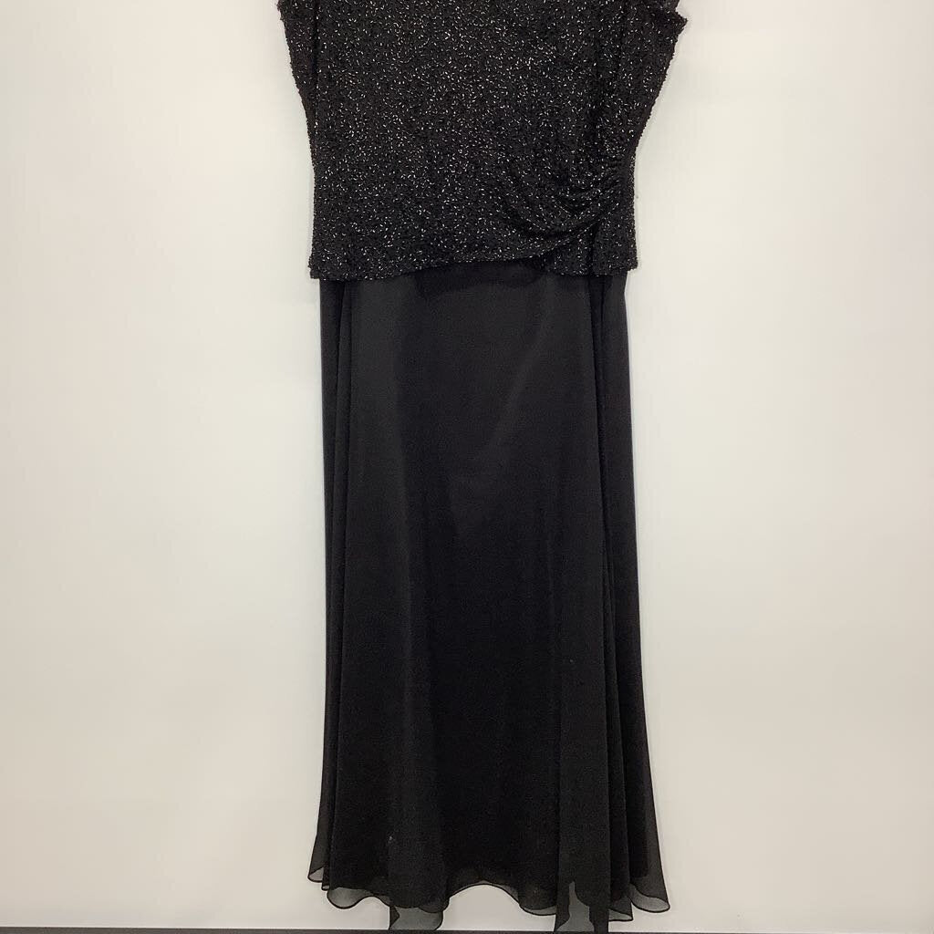 Jkara Formal Wear 12/L Black/Beaded
