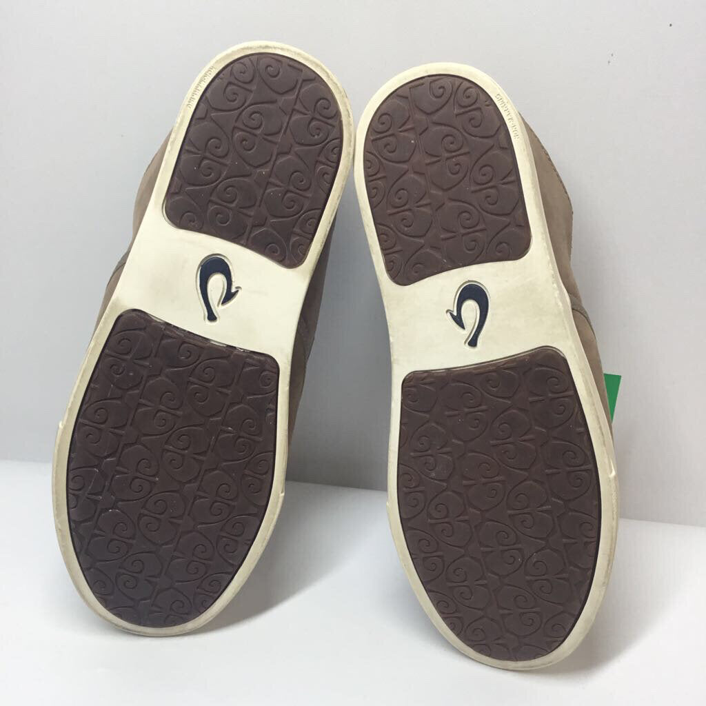 OluKai Shoes 8 Brown