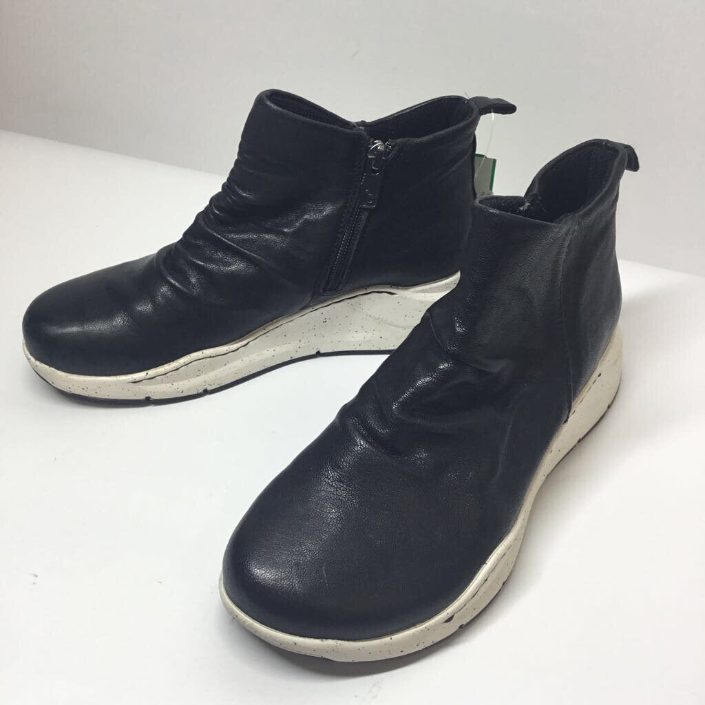 Shoes 9 Black
