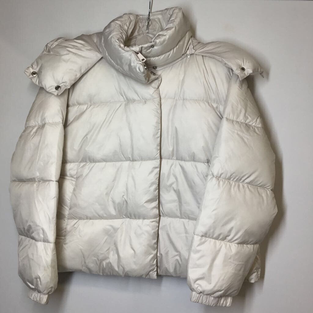 Outerwear L Cream
