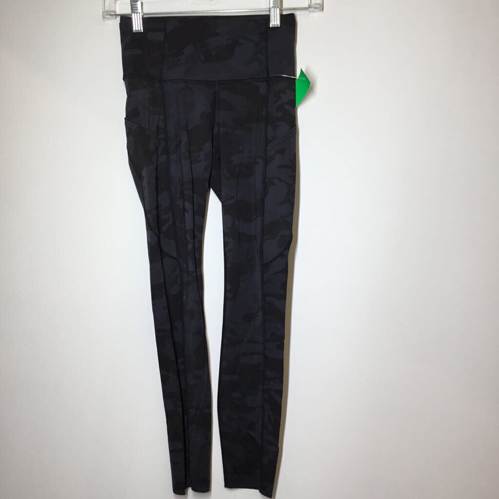 Lululemon Athletic Bottoms 2/S Blue/Black Camo