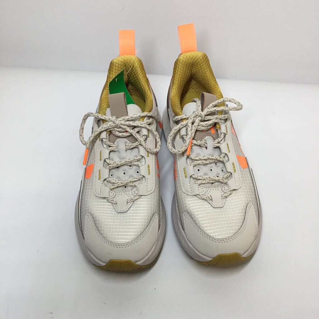 Under Armour Shoes 9 Cream/Brown/Orange