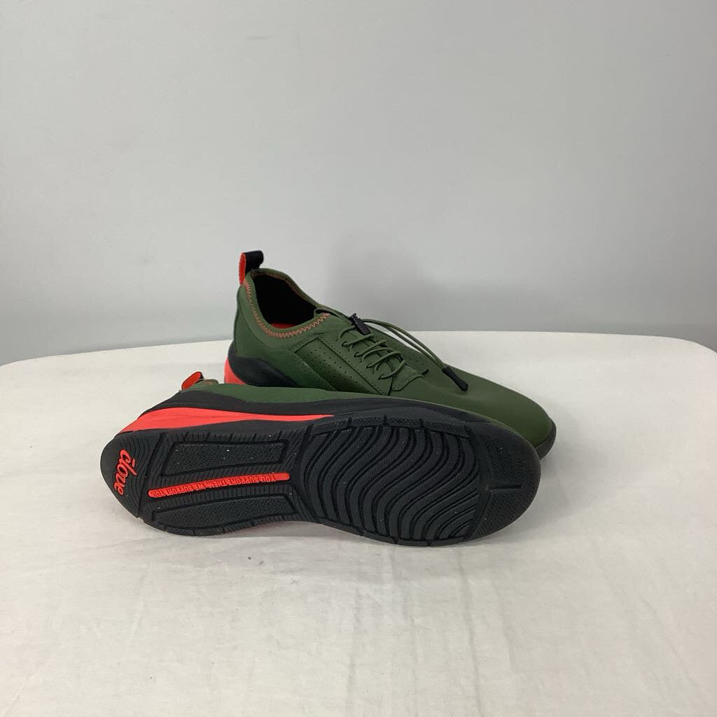 Shoes 9 Green/Neon Red