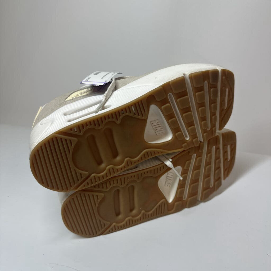 Nike Shoes 9.5 White/Gray