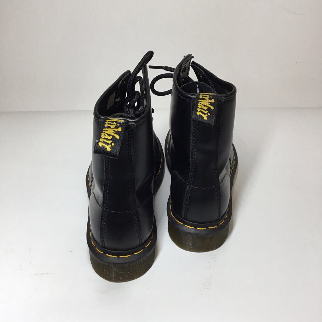 Dr. Martens Boots 8 Black