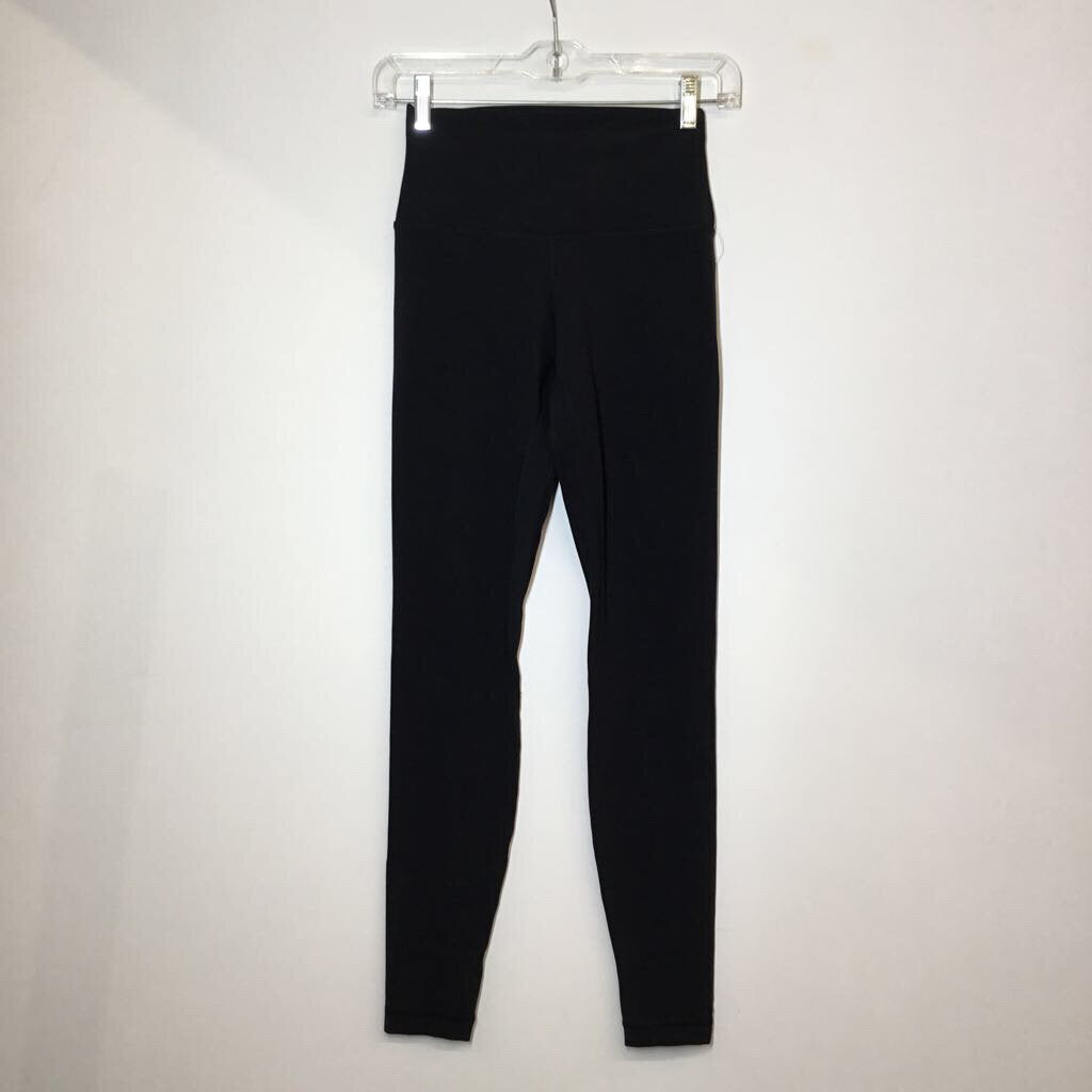 Lululemon Athletic Bottoms 4/S Black