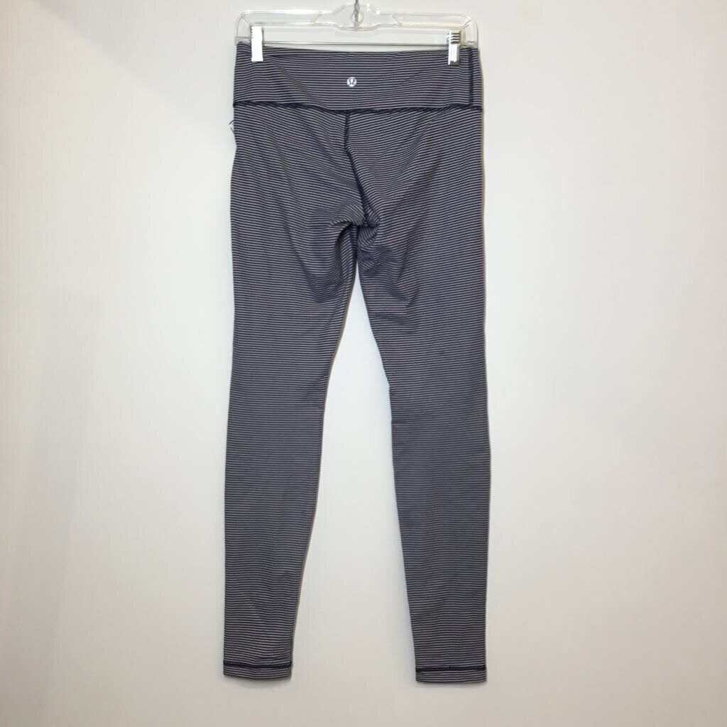 Lululemon Athletic Bottoms 6/S Navy/White
