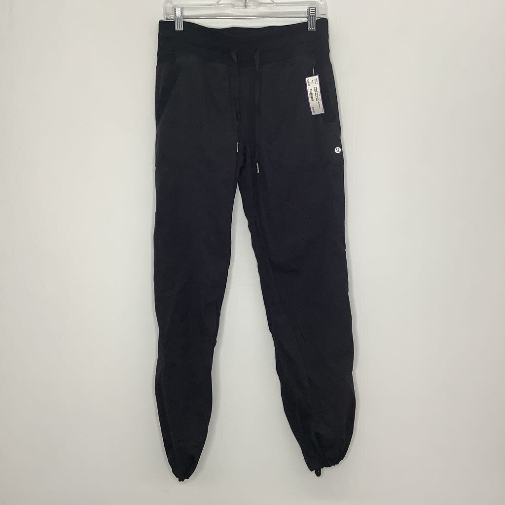 Lululemon Athletic Bottoms M/8 Black