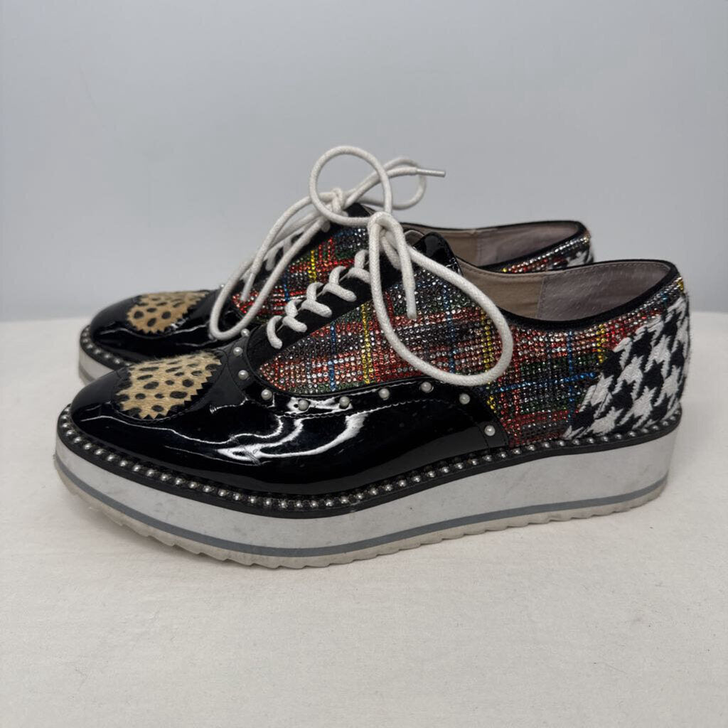 Betsey Johnson Shoes 8.5 Black/Multi Pattern
