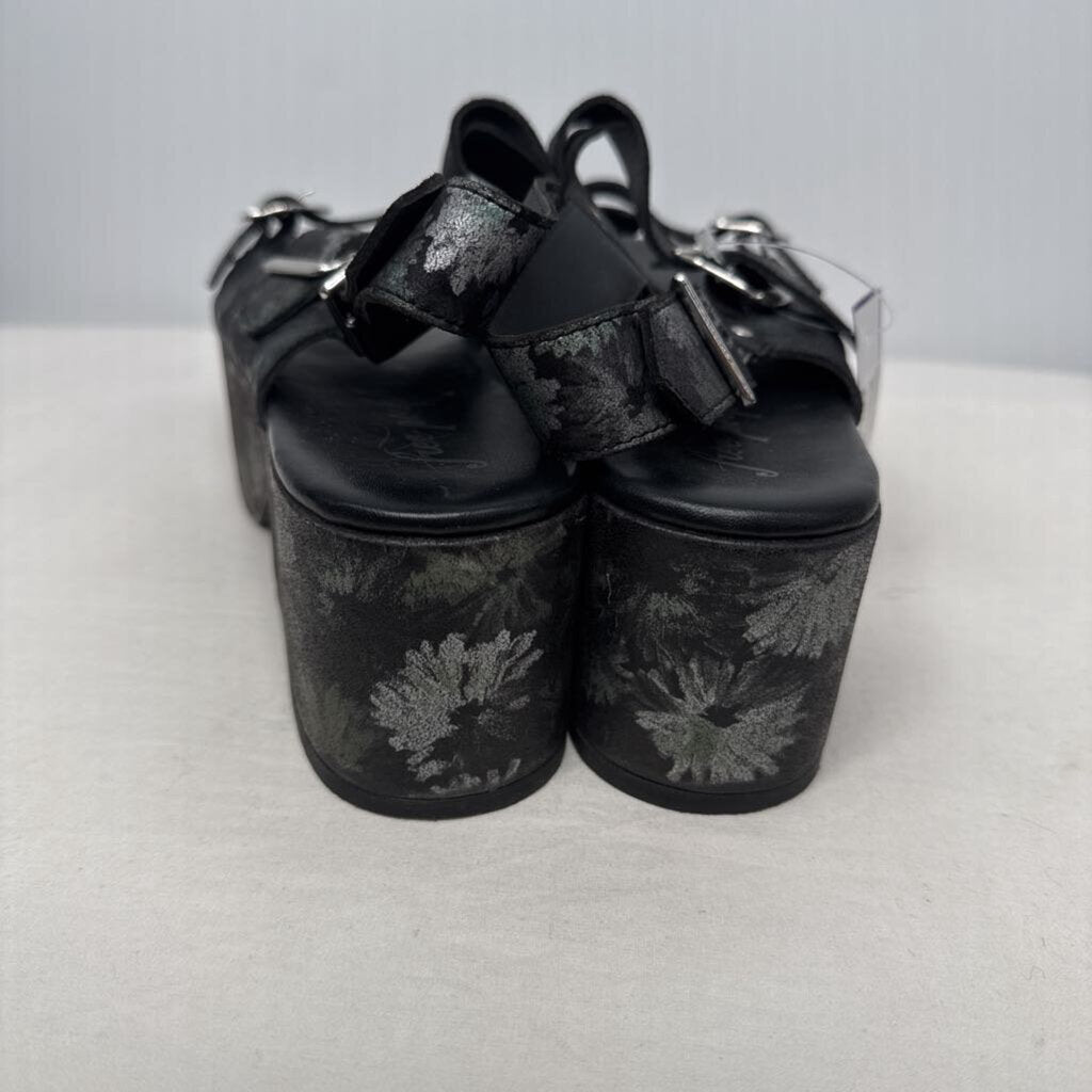 Free People Sandals 8 Black/Green/Silver
