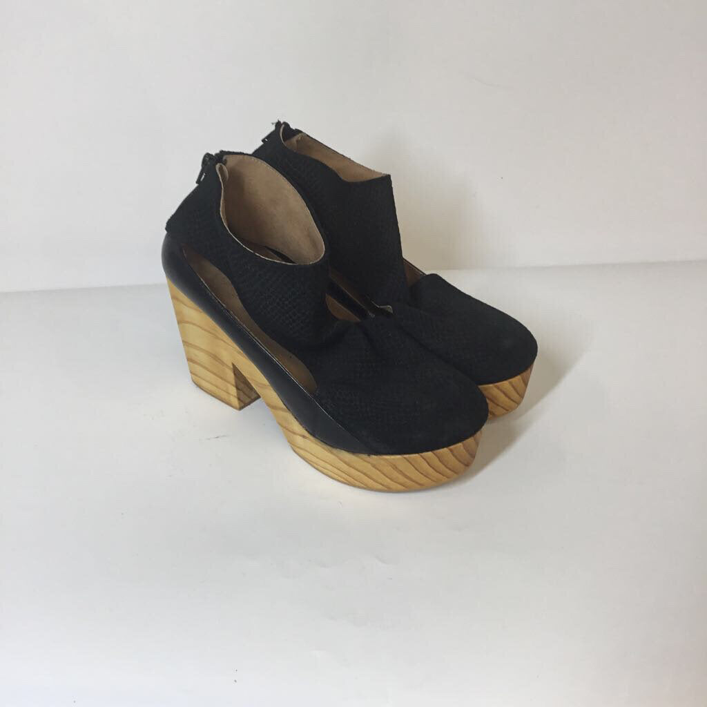 Free People Shoes 9.5 Black/Wood