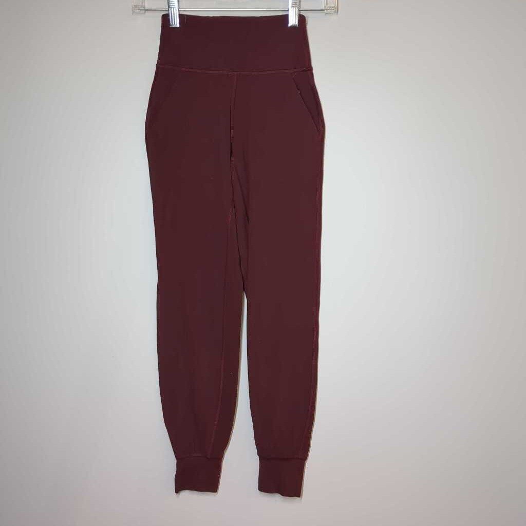 Lululemon Athletic Bottoms 0/XS Maroon