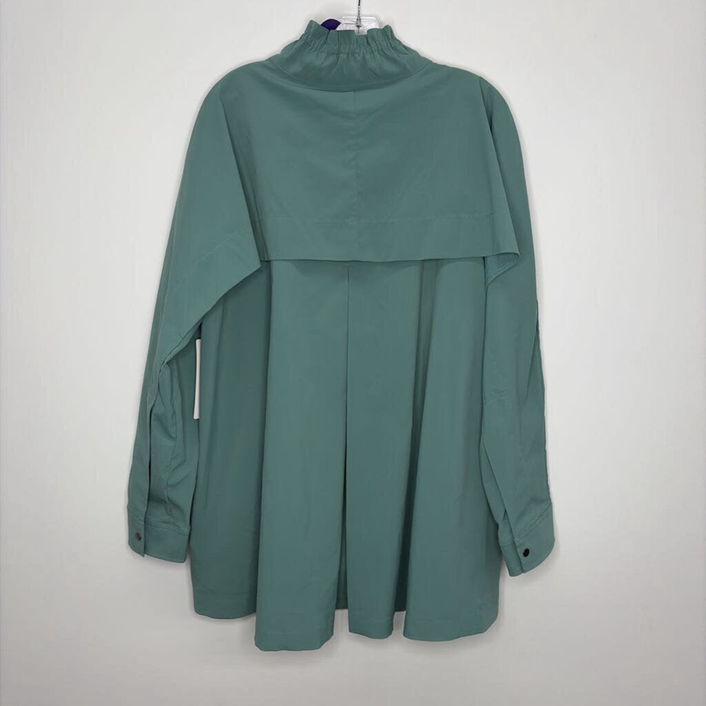 Athleta Athletic Tops L Muted Teal