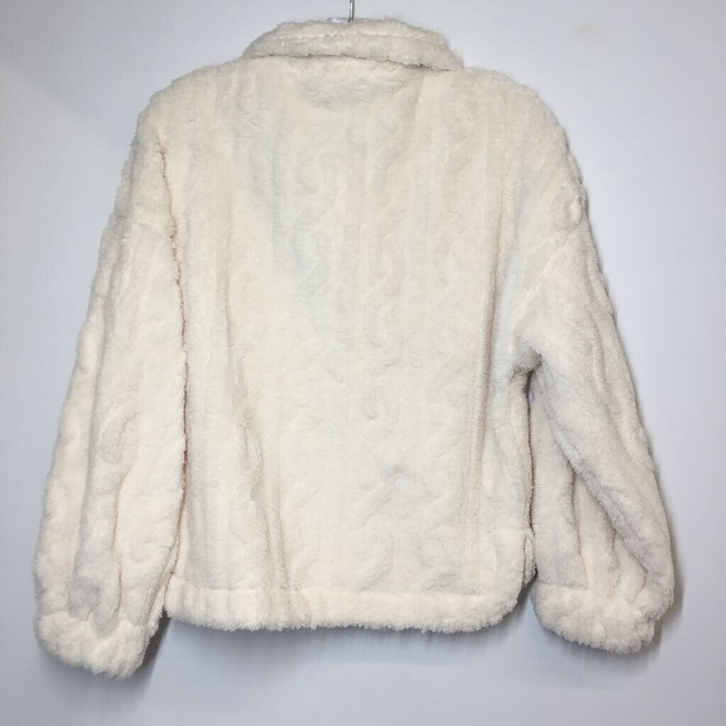 New In Fleece S Cream