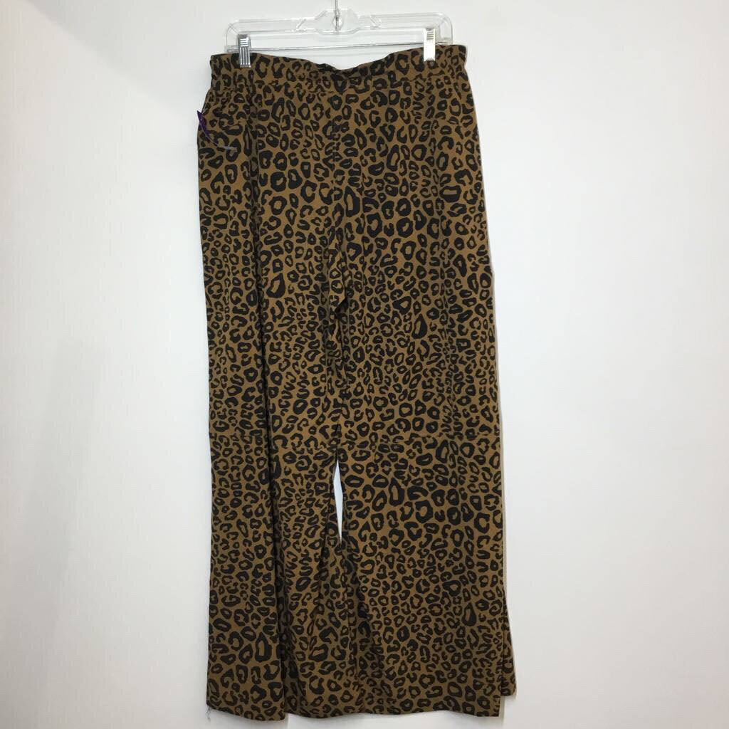 Lululemon Athletic Bottoms L Tan/Black