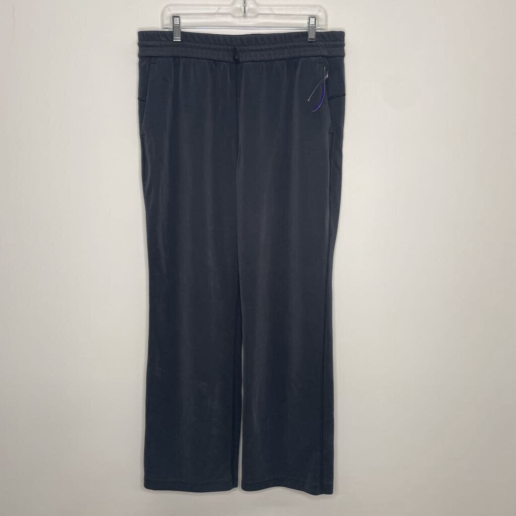 Lululemon Athletic Bottoms L(12) Gray