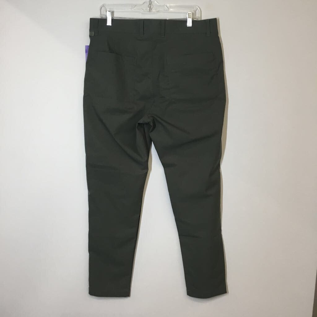 Lululemon Athletic Bottoms Men's 34 Green