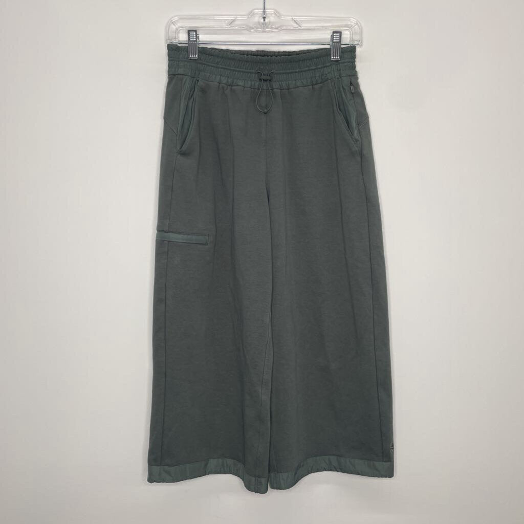 Athleta Athletic Bottoms XS Green