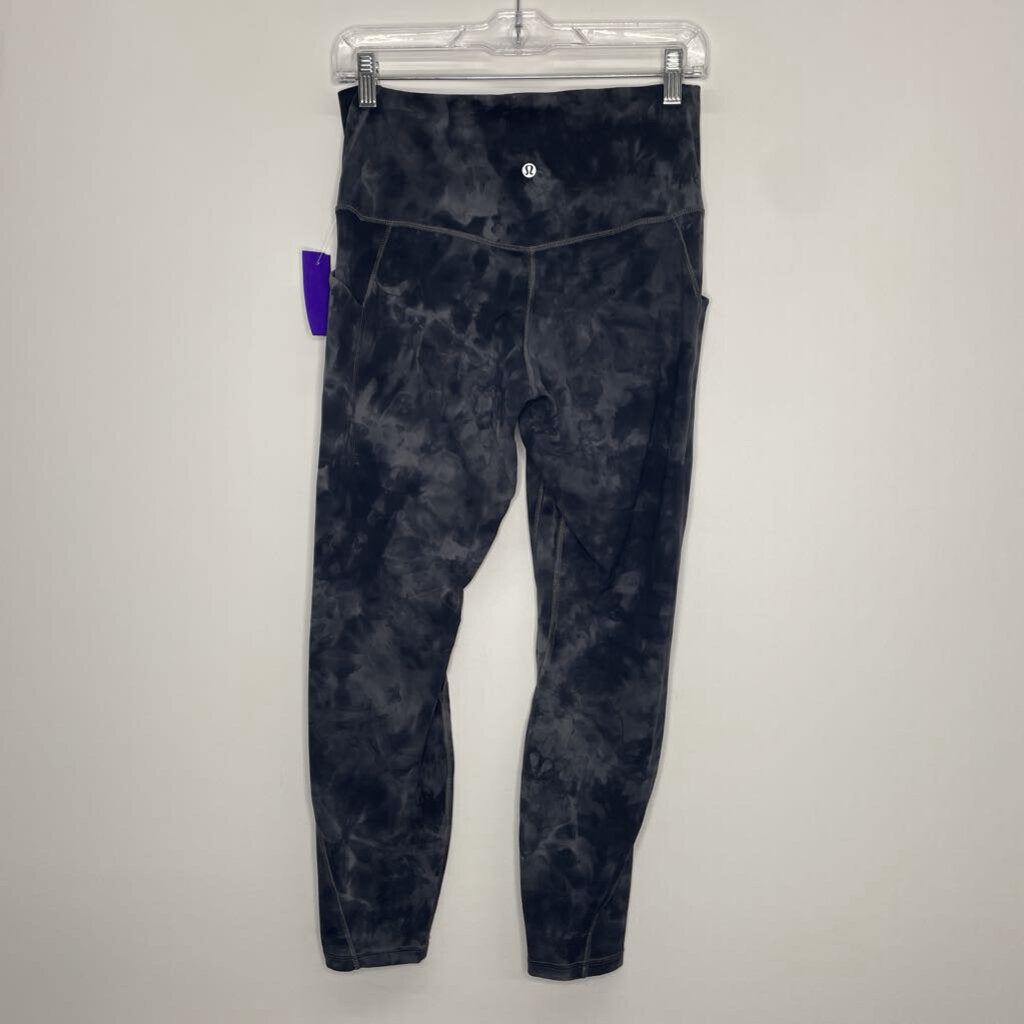 Lululemon Athletic Bottoms M/10 Gray