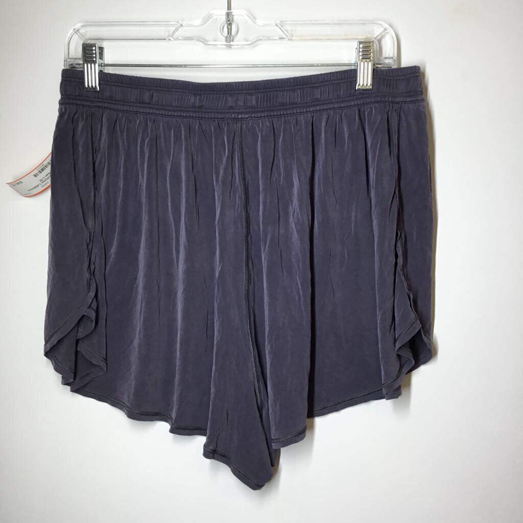 Lululemon Athletic Bottoms L/12 Plum